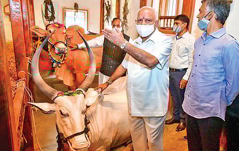 Chief Minister BS Yediyurappa inaugurated a model village built by Department of Rural Development and Panchayat Raj at Jakkuru, in Bengaluru on Friday. (Photo| EPS)