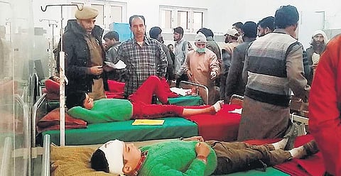 Children undergo treatment after being injured in unprovoked ceasefire violation by Pakistan in the Sawjian area of Poonch district in Jammu and Kashmir. (File Photo | PTI)