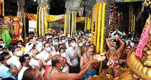 The auspicious Karthigai Deepam festival at Arunachaleswarar temple in Tiruvannamalai begins with the flag hoisting event
