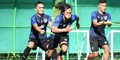 Bengaluru FC's Sunil Chhetri and Udanta Kumam during a training session. (Photo | Twitter @bengalurufc)