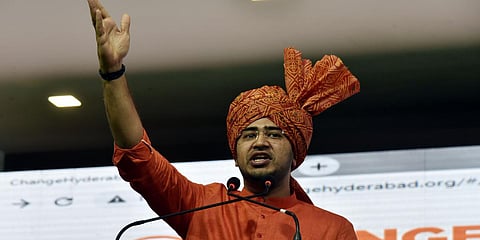 Member of parliament lok sabha BJYM national president Tejasvi Surya during Change Hyderabad- campaign and App launch as part of GHMC election campaign in Secunderabad. (Photo | EPS/Vinay Madapu)