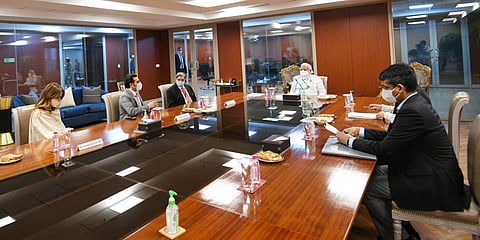 PM Narendra Modi interacts with COVID vaccine developers at Serum Institute of India in Pune. (Photo| Twitter/ @narendramodi)