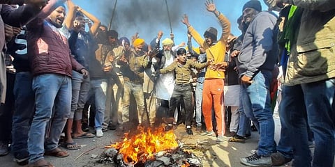 Farmers protesting at Singhu border in New Delhi on Saturday. (Photo | Shekhar Yadav, EPS)