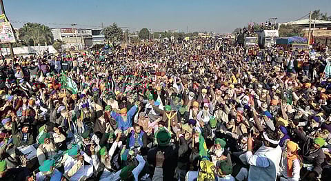 Farmers shout slogans at Singhu border during their ‘Delhi Chalo’ protest against Centre’s new farm laws. (Photo| Shekhar Yadav, EPS)