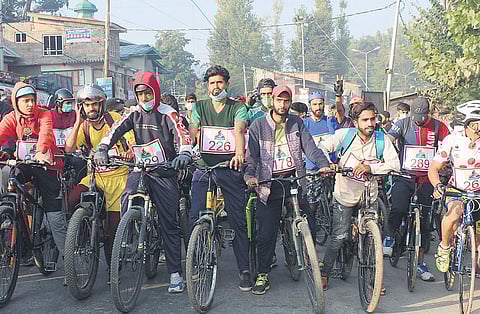 The Cyclathon about to kick off from Anantnag; the Lidder river in Pahalgam | Photographs by Wudav Brand Stories