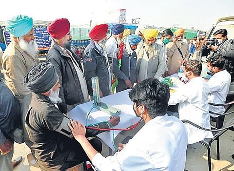 Doctors run a health check-up camp for protesters. (Photo | Shekhar Yadav, EPS)