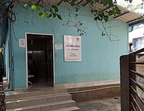  A prefabricated Basti Dawakhana (Health clinic) set up in Hyderabad.