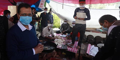 Delhi CM Arvind Kejriwal during a visit to the Guru Tegh Bahadur Memorial Delhi Museum to review the arrangements for the farmers. (Photo | Shekhar Yadav, EPS)
