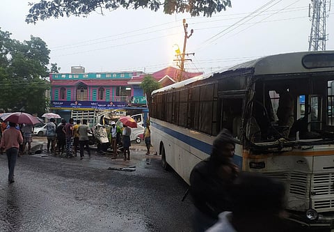 The damaged vehicles at the accident spot (Photo | Special Arrangement)