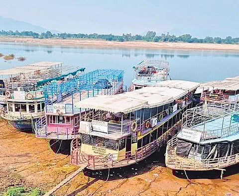 A boat owner V Rangareddy said 4,000 families are now bereft of employment.