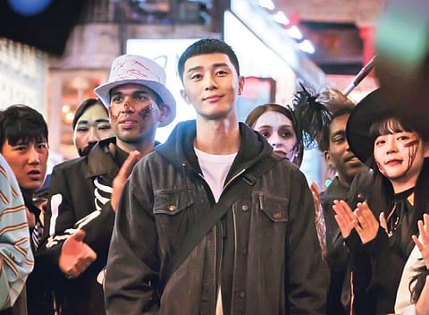 The series has its weaknesses, there is a forcefulness in making the Sae-ro-yi and Yi-seo romance work and her character, beliefs and ideals are always at odds with DanBam’s mission statement.