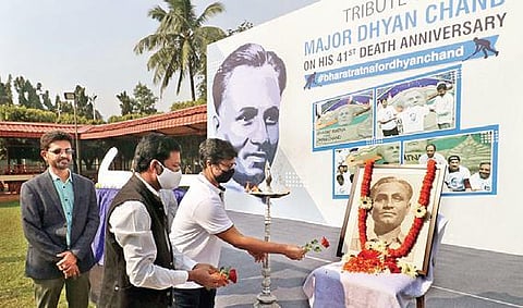 Guests during a function on the occasion of 41st death anniversary of Dhyan Chand in Bhubaneswar on Thursday | Irfana