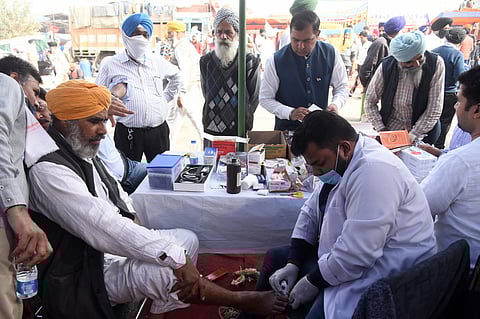 Health camp for farmers at the Singhu border. (Photo | EPS/Parveen Negi)