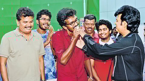 NIlesh Krishnaa on the sets of 2.0