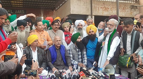 Farmer leaders addresses a press conference at Singhu border in New Delhi. (Photo| EPS/ Shekhar Yadav)