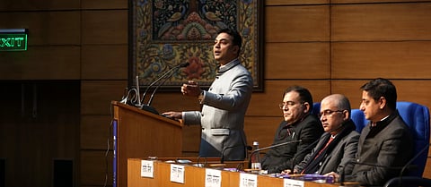 KV Subramanian Chief Economic Advisor with his team during a press conference on Economic Survey 2019=2020 in New Delhi on Friday. (Photo | Shekhar Yadav/EPS)