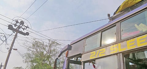 The ill fated bus that got stuck by overhead electricity wire | Express