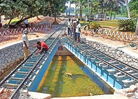 Miniature train to roll into Veli