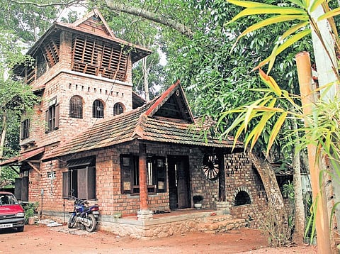 A carbon-conscious home