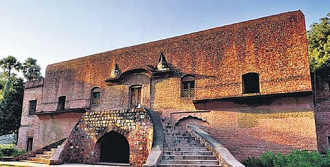 Qudsia Bagh near Kashmiri Gate ISBT