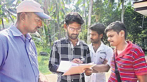 Ashok G with director K Moorthy Kannan