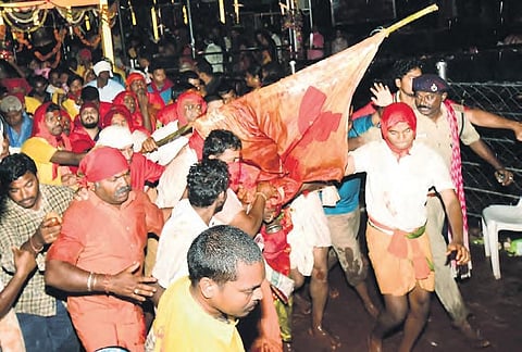 Tribal priests taking goddesses Sammakka and Saralamma to the forest