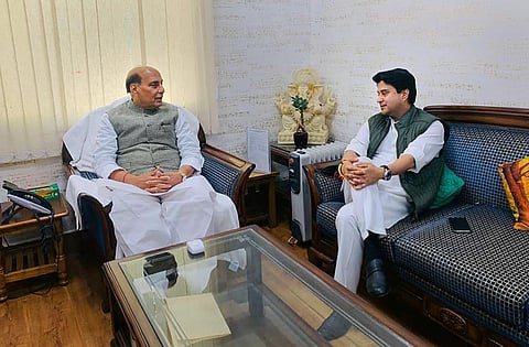 Jyotiraditya Scindia meets Defence Minister Rajnath Singh at his residence in New Delhi Thursday March 12 2020. (Photo | Twitter)