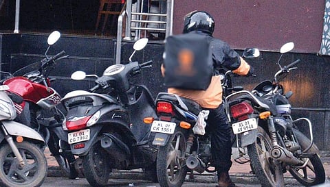 Coronavirus: Drop parcels at main gate, Kochi apartments tell delivery executives