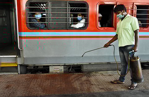 People seen with Mask at Chennai Central Railway Station on Monday. (Photo | Ashwin Prasath/EPS)