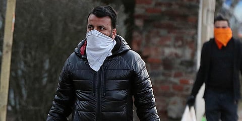 Staff of an Indian restaurant being free meals for the doctors and medics of a contagious diseases hospital in a gesture of support for their hard work fighting the coronavirus, in Warsaw. Image is used for representational purposes. (Photo| AP)