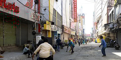 People are spotted playing in Ranganathan street in T Nagar due to government announcement to stop public gatherings. (Photo| V Tharunmani, EPS)