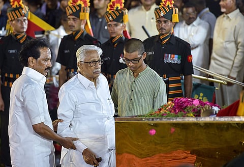 DMK general secretary K Anbazhagan with DMK working president MK Stalin pays tribute during DMK chief M Karunanidhi's funeral ceremony at Anna Memorial in Chennai. (Photo | PTI)