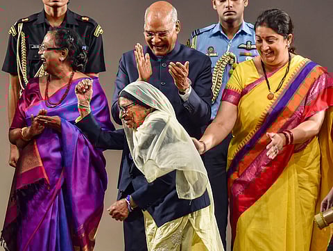 Sardarni Mann Kaur walks after receiving 'Nari Shakti Puraskar 2019' on International Women's Day from President Ram Nath Kovind at Rashtrapati Bhavan Cultural Center in New Delhi Sunday March 8 2020. (Photo | PTI)