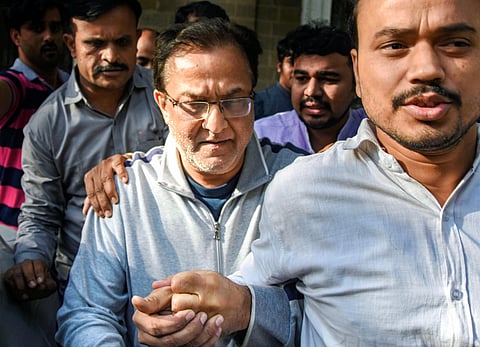 Yes Bank founder Rana Kapoor being taken to a court after being arrested by Enforcement Directorate under money laundering charges in Mumbai Sunday March 8 2020. (Photo | PTI)