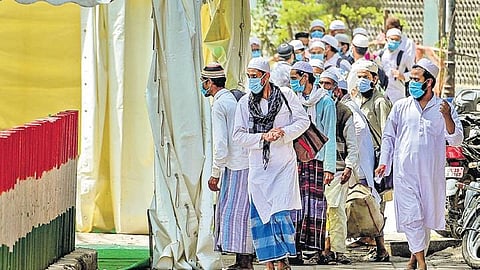 People who came for ‘Jamat’, a religious gathering at Nizamuddin, being taken to LNJP hospital for COVID-19 test on Tuesday | pti