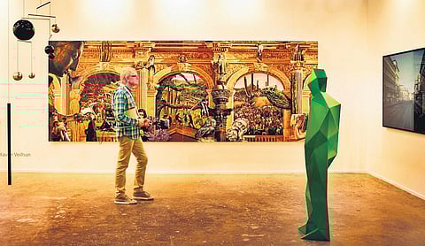 Watch online art exhibition, Dubai