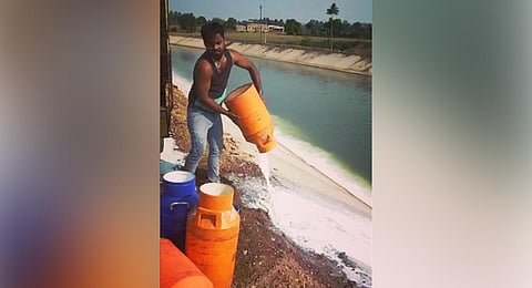 Supply chain breaks, farmers in distress