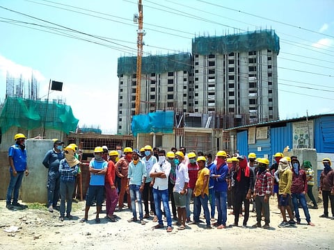 The protesting migrant workers (Photo | Debadatta Mallick,EPS)