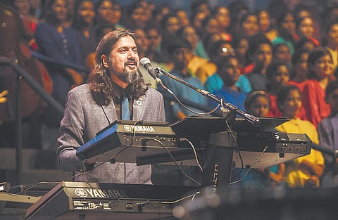 40 musicians, 6 countries, 1 concert