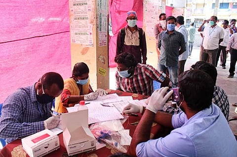 File photo of Health workers collecting swab samples from journalists used for representational purpose (File Photo | EPS)
