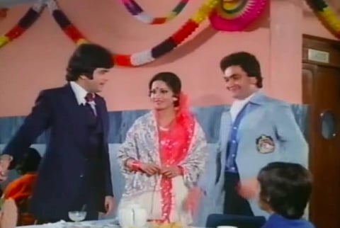 Jeetendra in '' with Rishi Kapoor and Reena Roy. (YouTube screengrab)