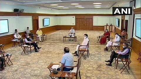 PM Narendra Modi held a meet to attract more foreign funds. (Photo| Twitter)