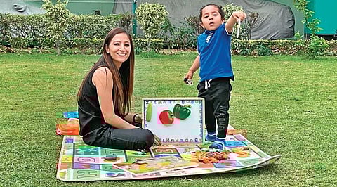 Veta Ratra with son Sarav