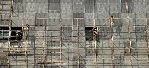 Government extends deadline for realty projects by six months