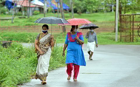 With cases increasing in Kerala as more people arrive from abroad and other states wearing mask gains even more importance. (Photo | BP Deepu, EPS)