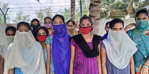 Andhra Pradesh girls stranded at a spinning mill in Tamilnadu's Pollachi. (Photo| EPS)