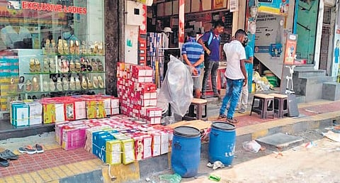 No social distancing circles marked at reopened non essential shops in Srikakulam