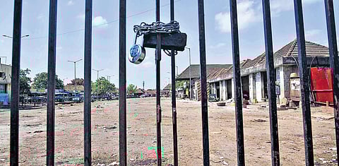 A view of the locked Koyambedu vegetable market on Monday | P Jawahar