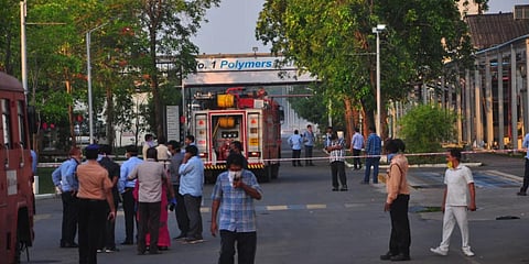 Hundreds of people, within a radius of 5 km from the plant, ran outdoors in panic as the toxic fumes spread in Venkatapuram and nearby villages. (Photo| G Satyanarayana, EPS)