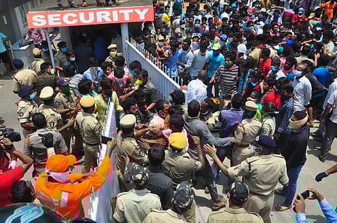 People protesting against LG polymers in Visakhapatnam. (Photo | G Satyanarayana, EPS)